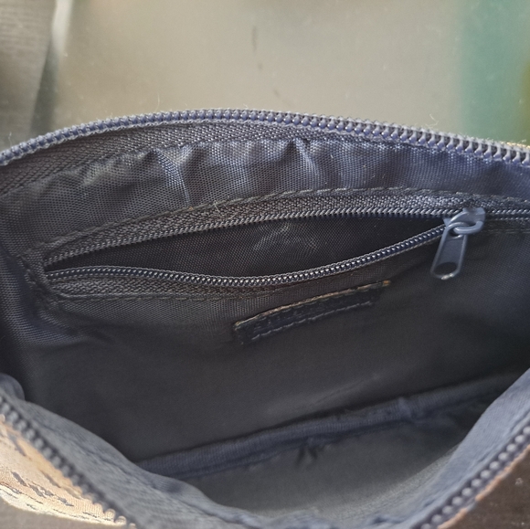 VTG Dooney Bourke D&B logo Black Wristlet Wallet - Picture 6 of 6